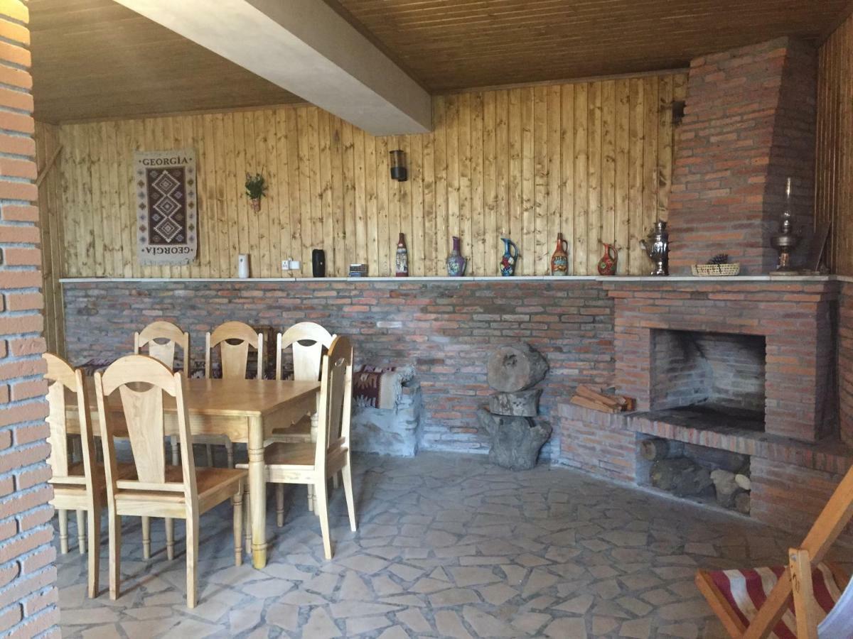 Guest House Loza Signagi Exterior foto